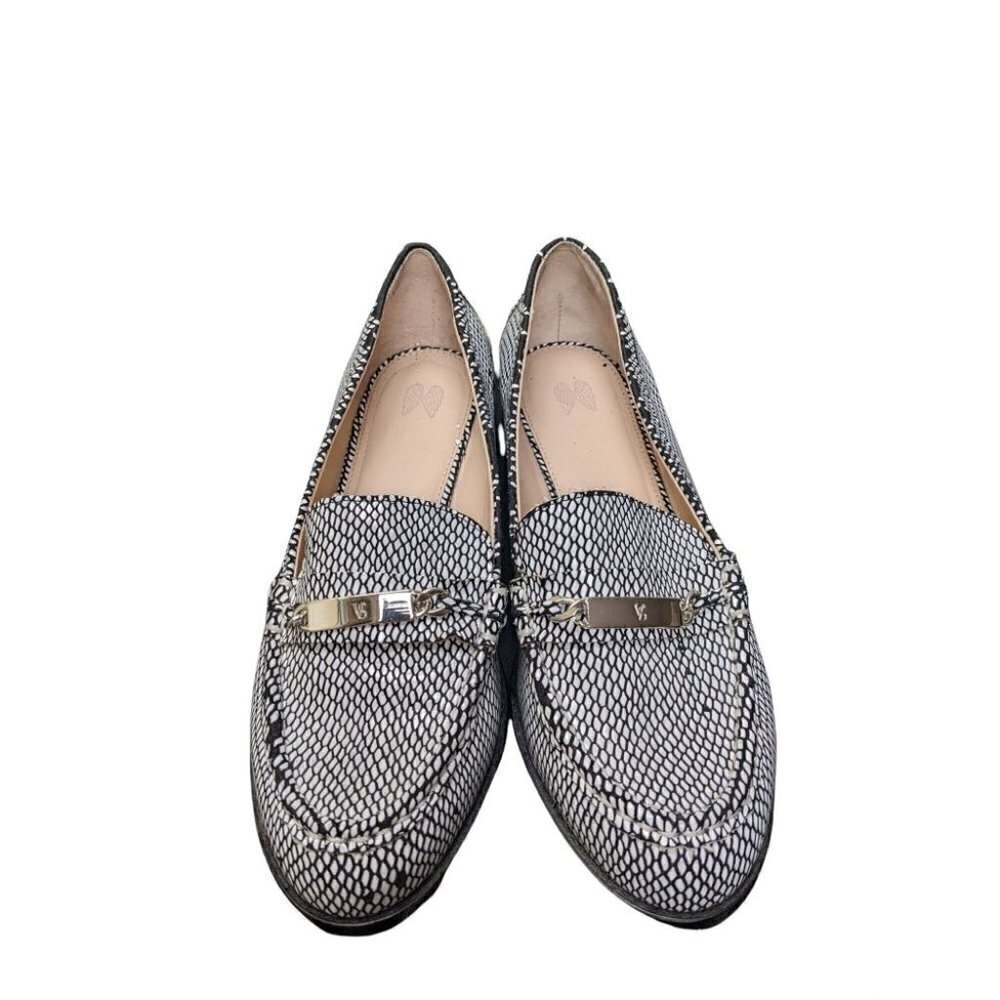 Victoria's Secret Supermodel Essentials Loafers Flats Black & White Size 8B